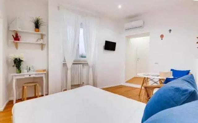 Lovely and modern nest near the Colosseum