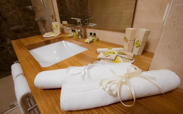 Yayla Hotel