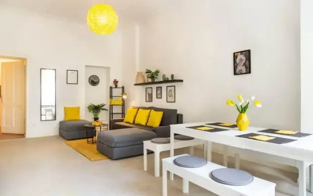Modern 2 Bedroom Apartment in Berlin Schöneberg