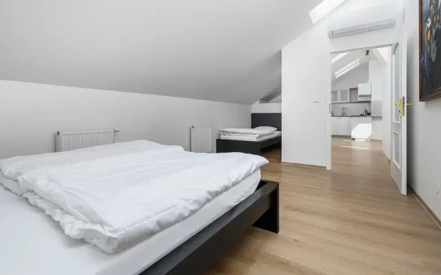 Krakovska Holiday Appartments