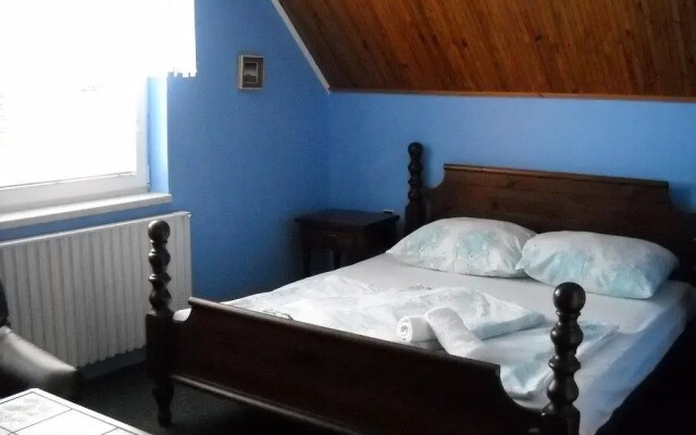 Mikulov - Inn - hotel s vinným sklepem Venuše