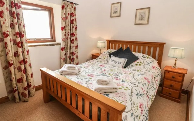 Midfeather Cottage