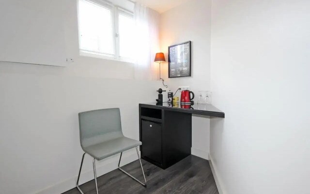 Great private suite in Jordaan near CS