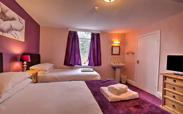 Hilton House Hotel