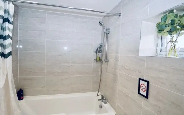 Unique & Luxurious 2bed Apartment London