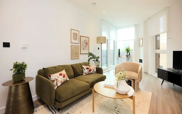 The Tottenham Place - Stylish 1bdr Flat With Balcony