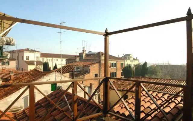 Dorsoduro Terrace