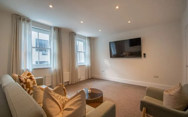 2 Bedroom Flats in Covent Garden