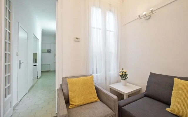 Gaudi Eixample Apartment