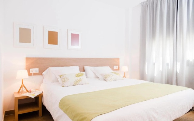 Feelathome Plaza Apartments