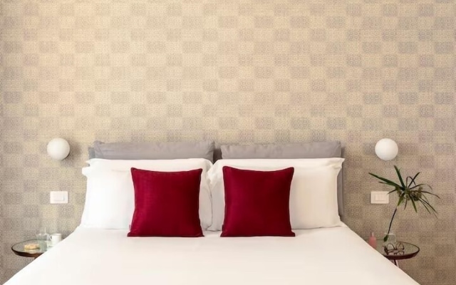 SJR Luxury Apartment Trevi Fountain