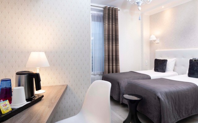 Hotel de Geneve