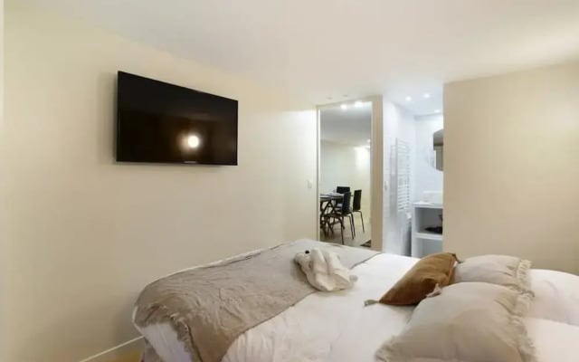 Modern Apartment 2 Bedrooms - Center of Paris