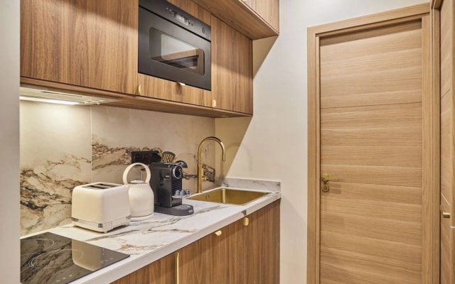 Suite AC Saint Germain des Pres-rue de Rennes