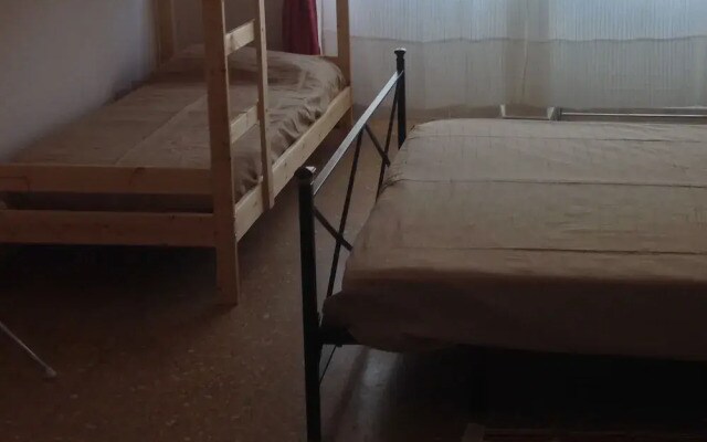 Interno 8
