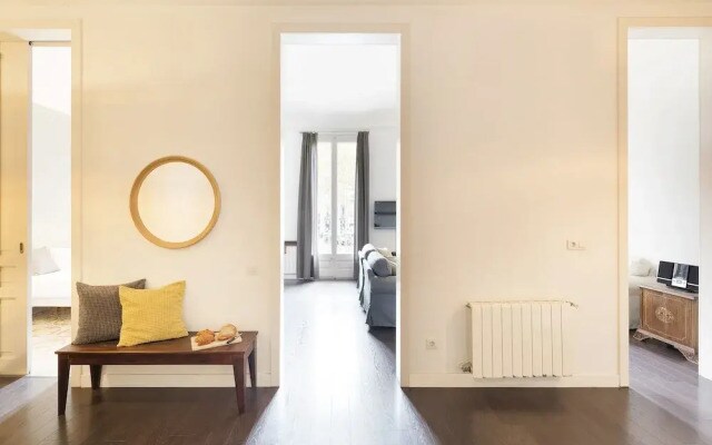 Fira Luxury Nextdoor