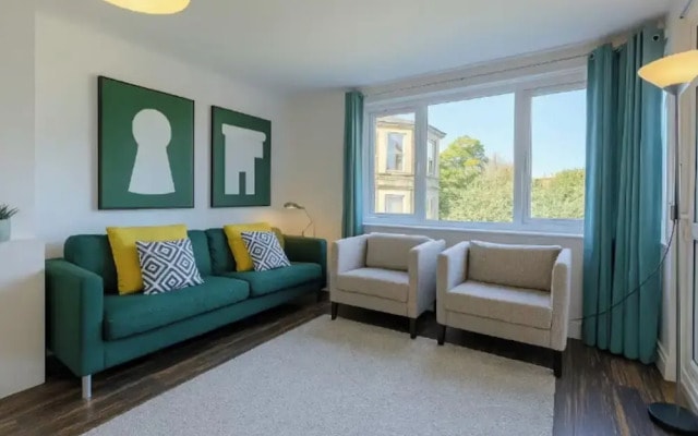 London Apartment With 3 Bedrooms