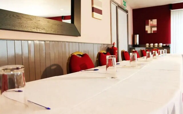 The Raceby Hotel, Doncaster (South Yorkshire), Part of the AG Collection