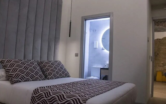 Hostal Juliette & Coworking