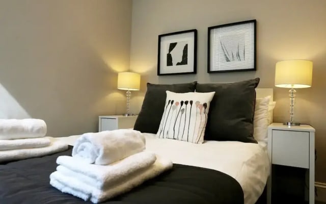 Experience Stunning Apartment Lifestyle. 10B