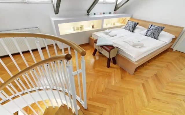 Historic Centre Apartments VII