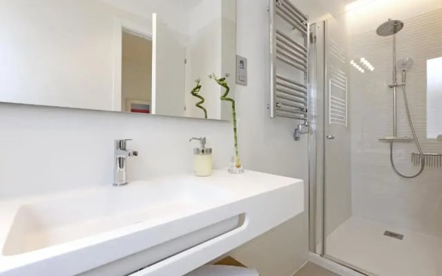Plaza del Ángel by Madflats Collection