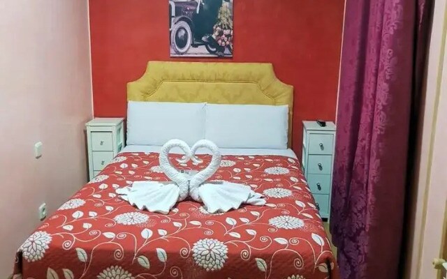 Hostal Naranjos