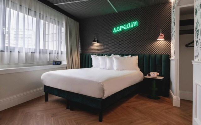 Отель Moxy Paris La Villette