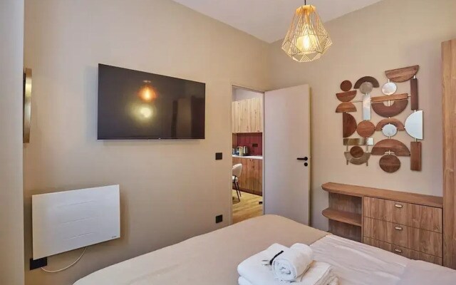 Apartment Center of Paris