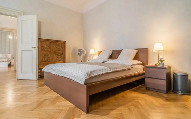 2 Bed Flat - Sleeps 6 - Pets - Wifi