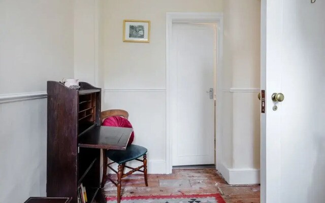 Charming Grand One bedroom