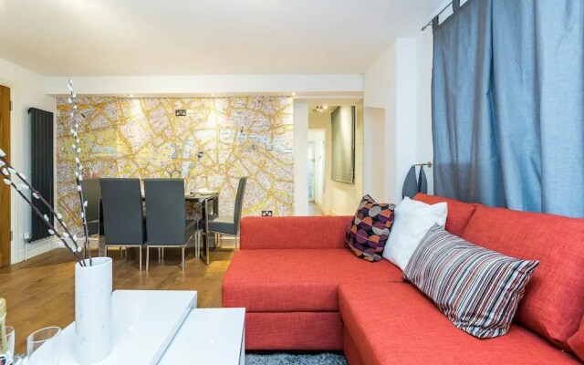 Modern Apartment w/ Balcony by MSS
