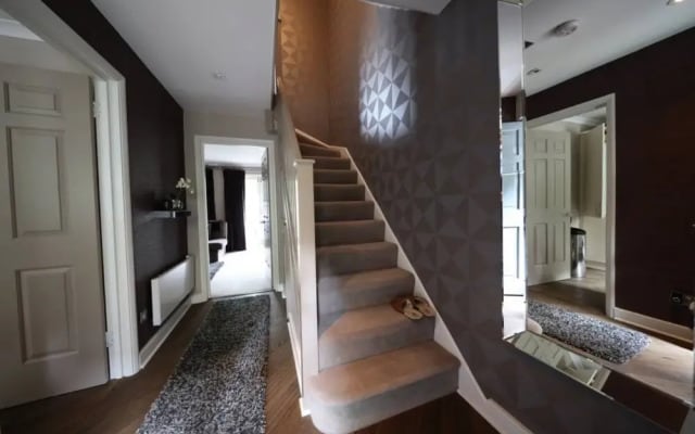 Luxurious 2 Bedroom House With Garden