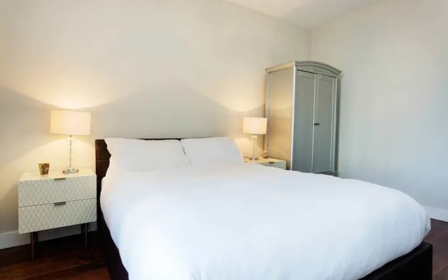 Veeve - Kensington Modern