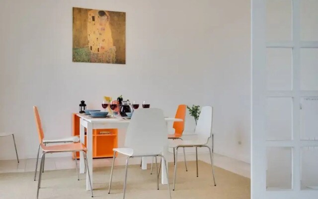 Amazing & Spacious 3bed Flat in Piramide