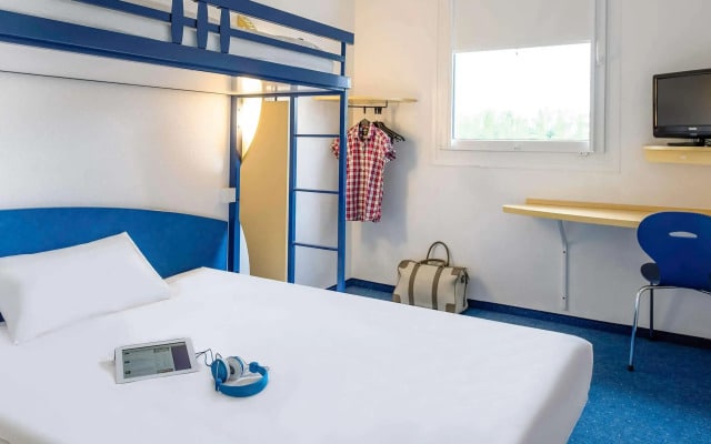 ibis budget Orly Chevilly Tram 7