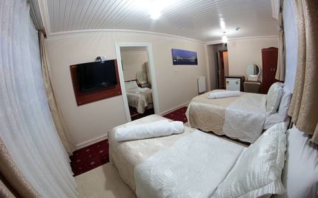 Taksim Family House