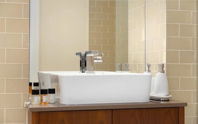 Lincoln Tower Serviced Apartments