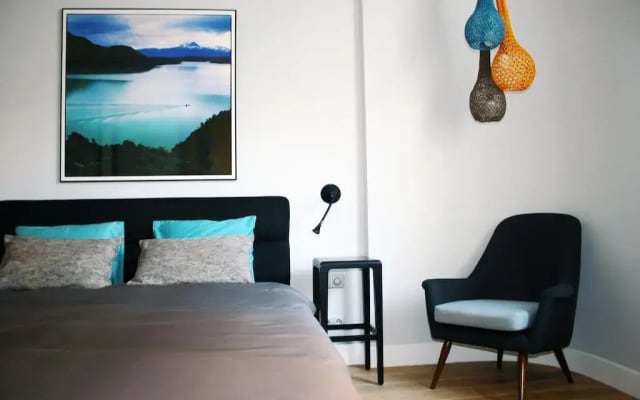 Gallery 4 Apartment