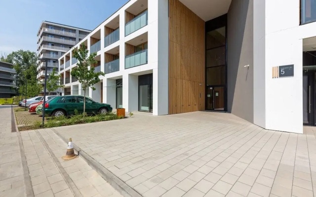 Apartment Kokoryczki Warsaw by Renters