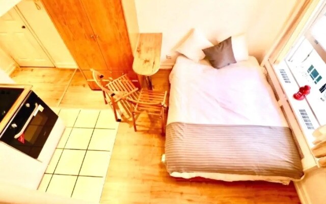 HFS Studio Next To Hydepark L29
