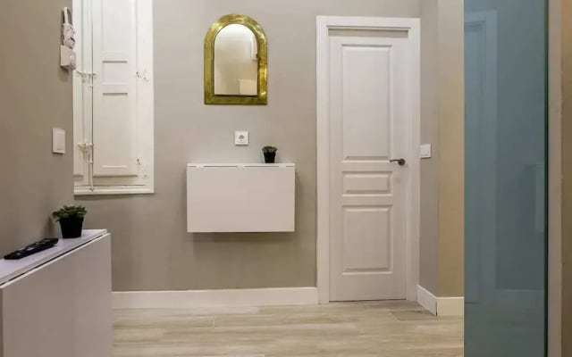 Cosy 2 Bed Apt in Chamberí 2 Min to Tube