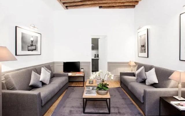 Luxury 2 Bedrooms Le Marais I by Livinparis