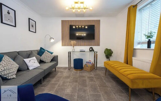 Comfy House - Sleeps 14 - 14 min to City Centre