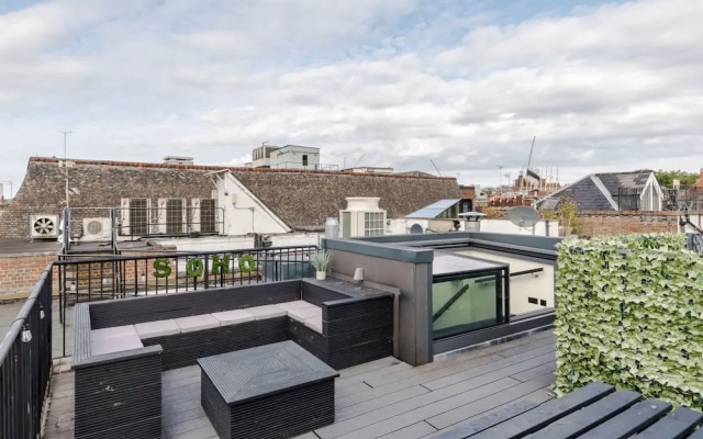 The Influencer Suite - Soho - by Frankie Says