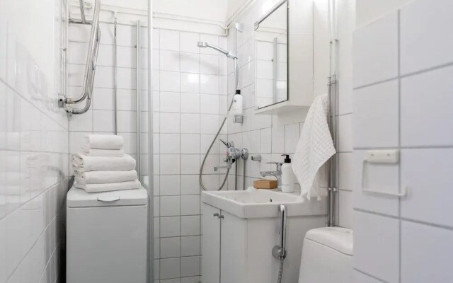 Bright studio apartment in Kaivoksela