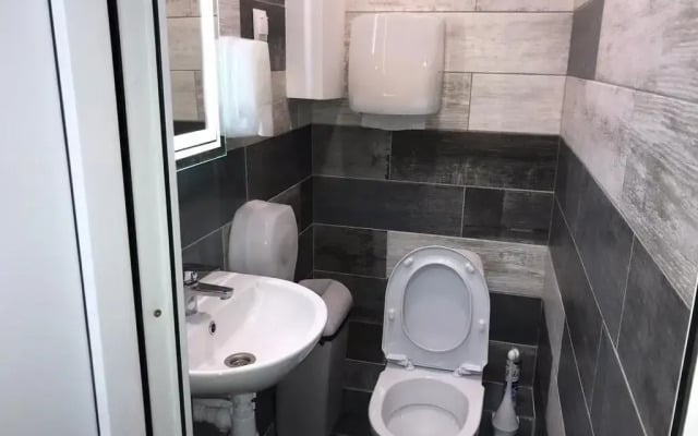 Kapsulnyij Hotel Tajm Slip