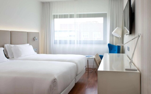Отель NH Madrid Ventas