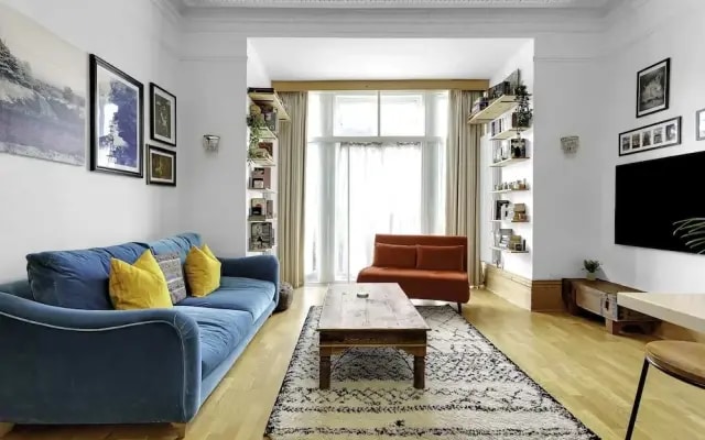 Beautiful Abode Near Camden Road