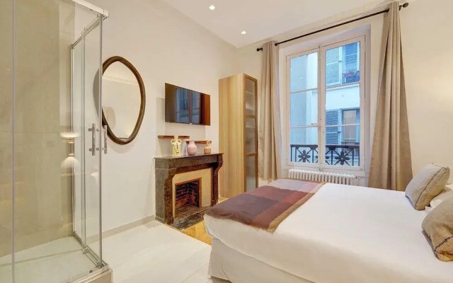 Charm and Elegance for 8p/3br - Grands Boulevards